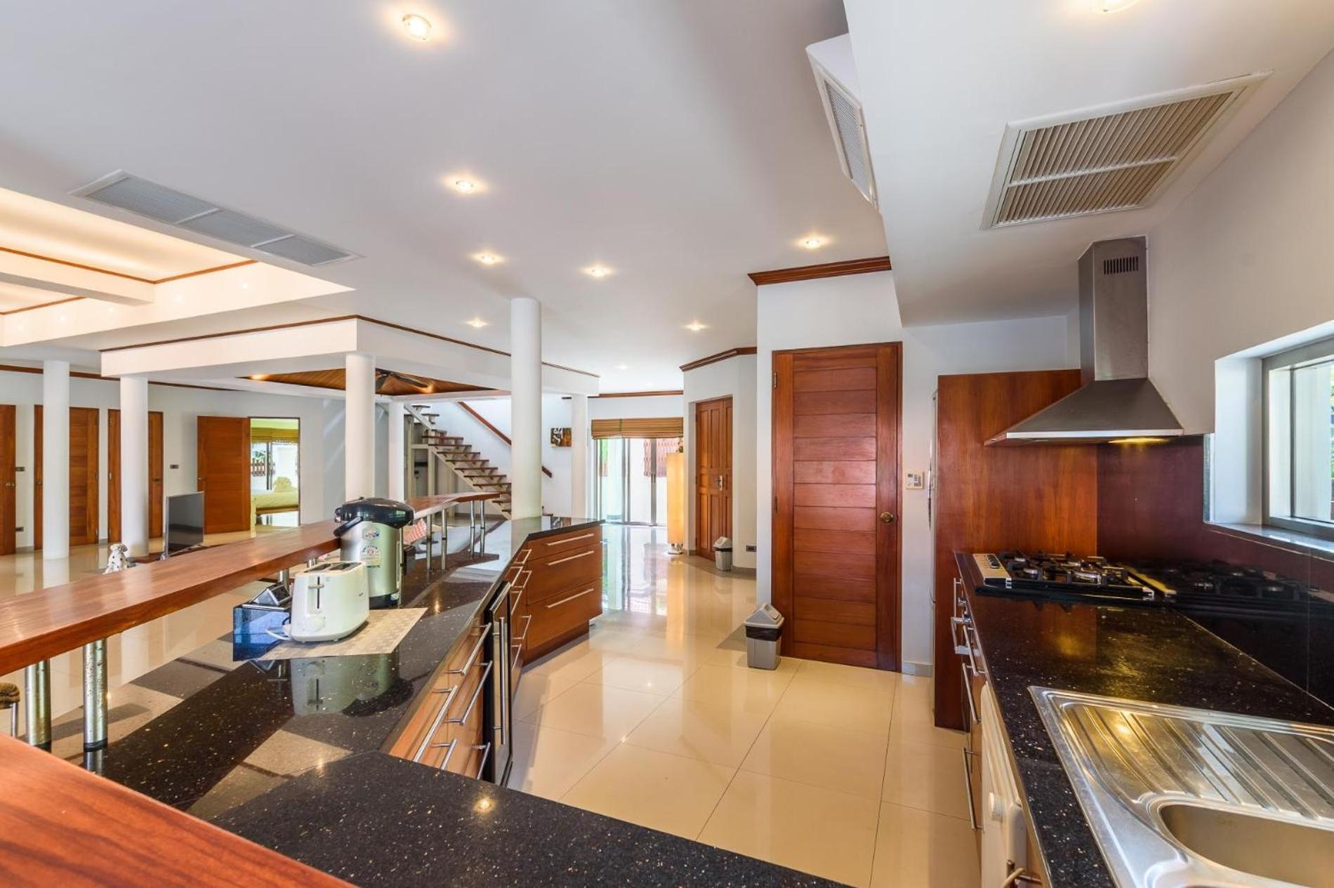 Amber Pool Villa Naiharn Rawai Exterior photo
